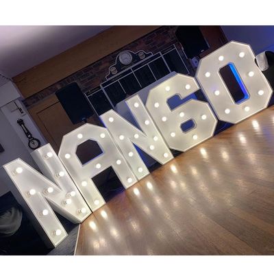 Acciaio inossidabile Mini Wedding LED Marquee Letters Light per la festa di arredamento in albergo