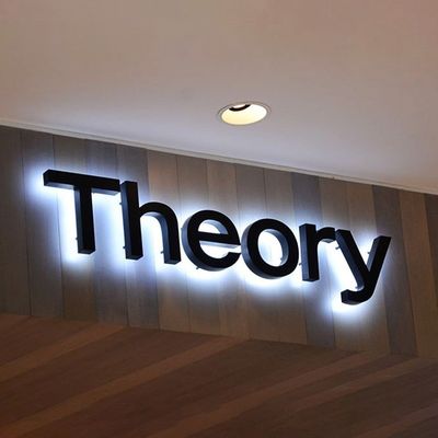 Segnaletica retroilluminata a LED acrilica 3D personalizzata per segnali di muro di lettere in acciaio inox