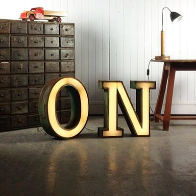 Illuminazione esteriore Lettere 3D ad illuminazione LED impermeabile personalizzate con applicazioni per parchi