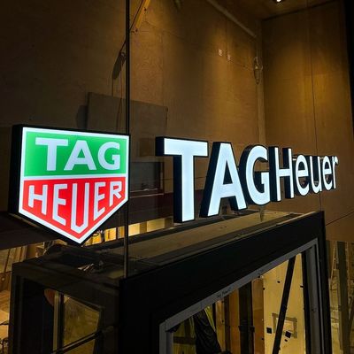 Segno di carta per muro interno in acciaio inossidabile 3d personalizzato con display ad effetto luminoso