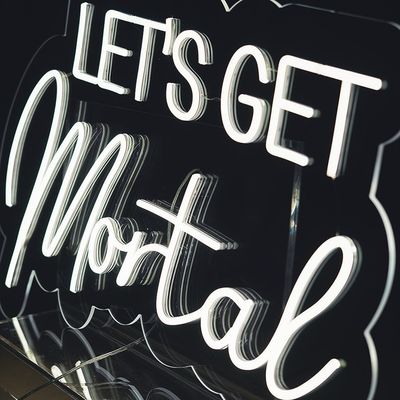 OEM Temperatura del colore Segno di luce a neon a LED personalizzato per il logo della festa di nozze Decorazione muraria