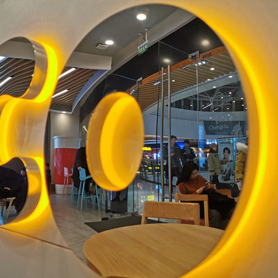 Segno 3D luminoso personalizzato con alimentazione del trasformatore