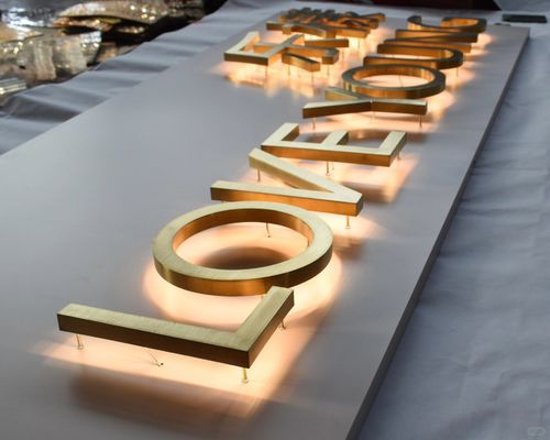 3D LED Outdoor Billboard e Display Board Stainless Metal Backlight Lettere luminose