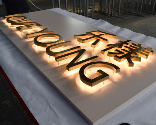 3D LED Outdoor Billboard e Display Board Stainless Metal Backlight Lettere luminose