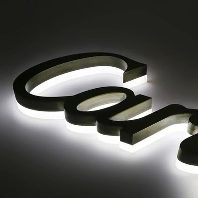 Segnale acrilico retroilluminato con alimentazione elettrica personalizzata