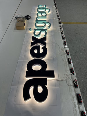 Dimensioni personalizzate Lettere di canale in metallo a LED segnale retroilluminato per pubblicità esterna personalizzata