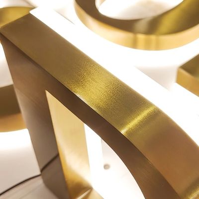 Dimensioni personalizzate Lettere di canale in metallo a LED segnale retroilluminato per pubblicità esterna personalizzata