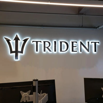 50000 ore di lavoro durata di vita segno di lettera canale esterno personalizzato con retroilluminazione LED