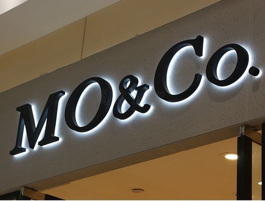 Pubblicità all'interno e all'esterno Segno commerciale in metallo con 50000 ore di vita