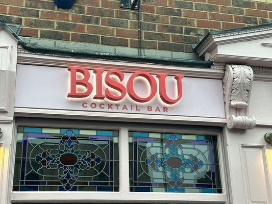 Scopi pubblicitari segnaletica a LED in metallo inossidabile per edifici commerciali personalizzati