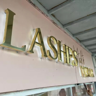 Durata di vita 50000 ore Segno 3D retroilluminato ad acrilico a LED personalizzato per il logo dell'azienda Neve