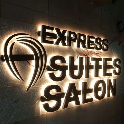Segnali all'aperto e all'interno a LED personalizzati Negozio con pubblicità Neve retroilluminato Logo acrilico